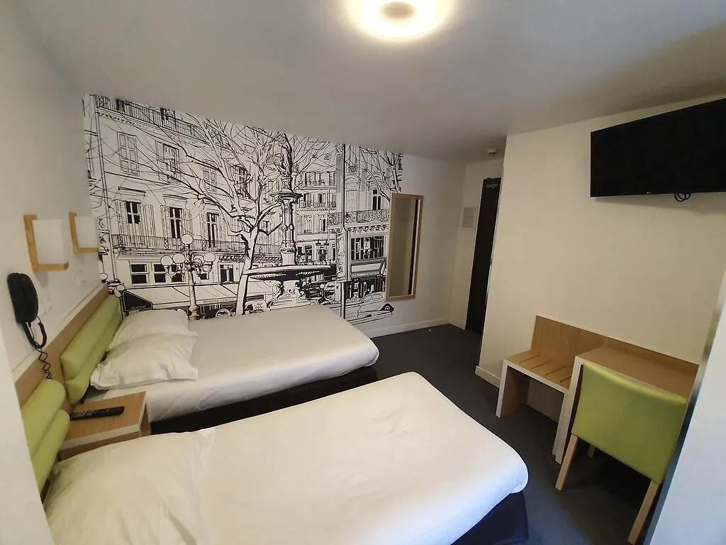 ***  פריז Hotel De La Herse D'Or צרפת