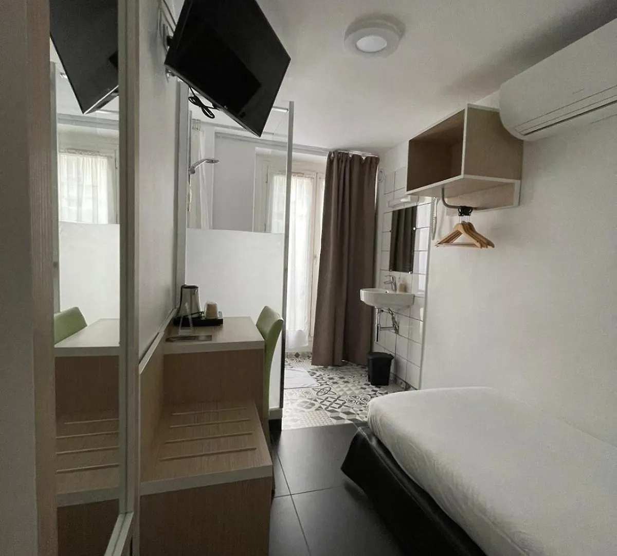 פריז Hotel De La Herse D'Or צרפת